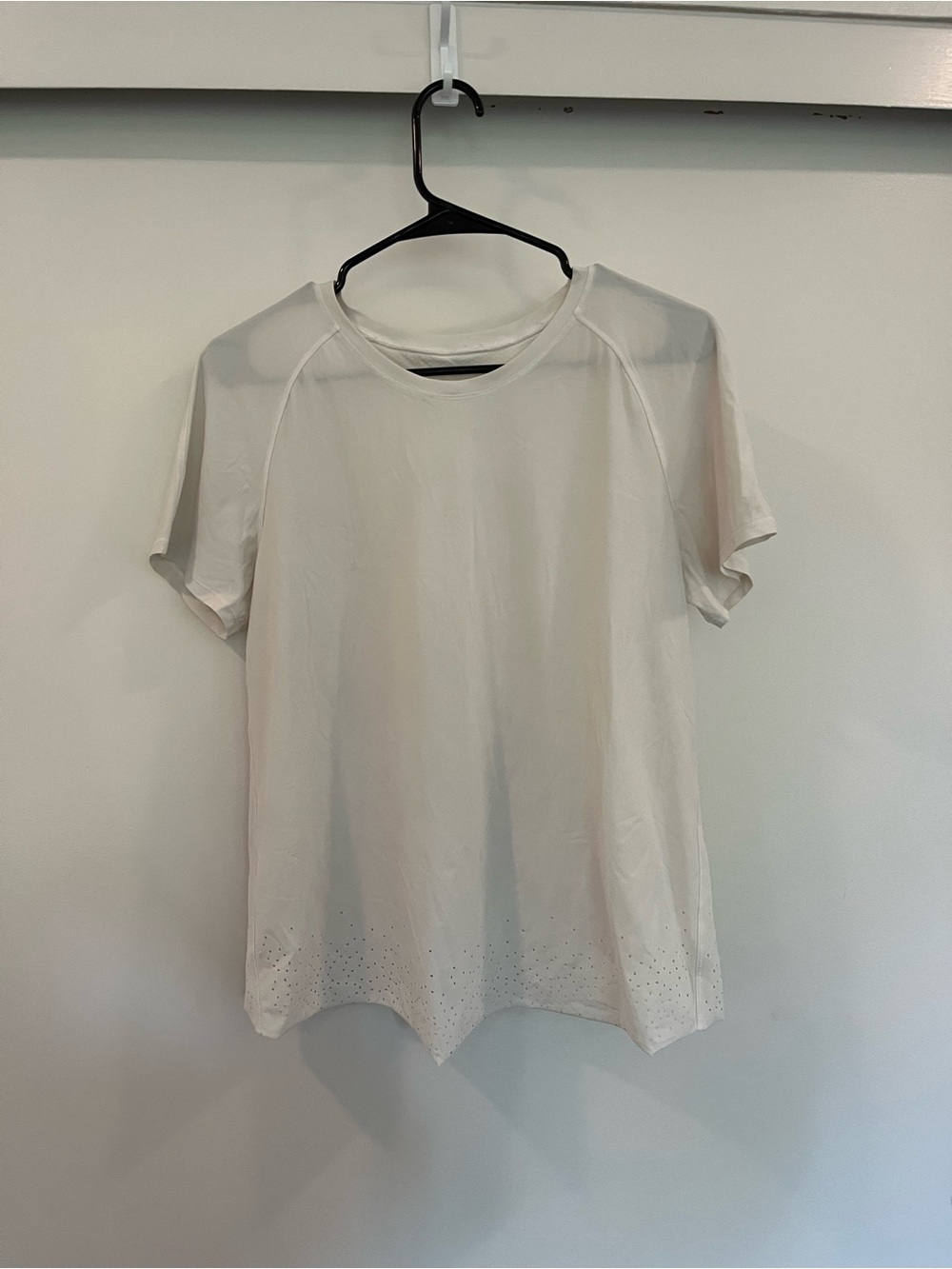 lululemon athletica lightweight running tee with slit back
